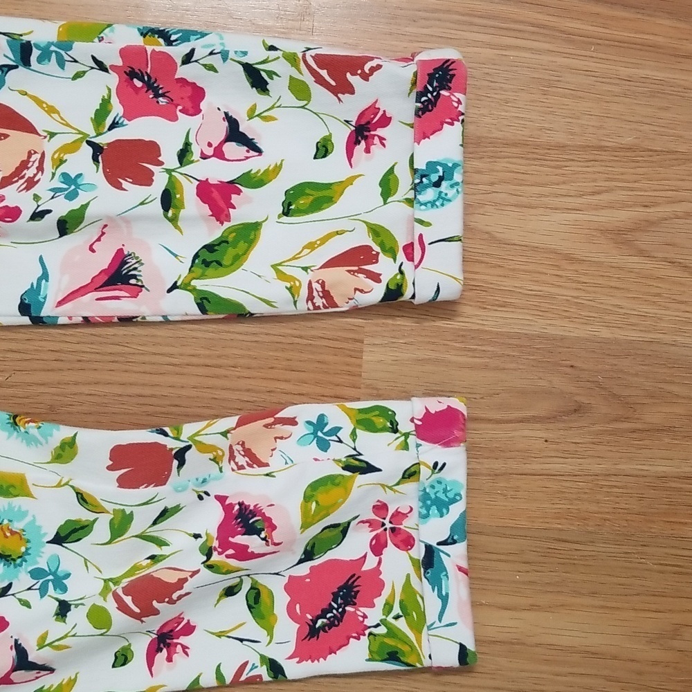 NWT Time And Tru Floral Jeggings Sz. M - Picture 2 of 7